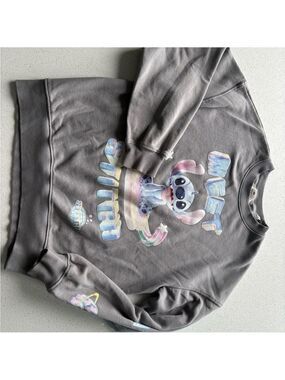 H&M Gray Stitch Sweatshirt - girls size 12/14